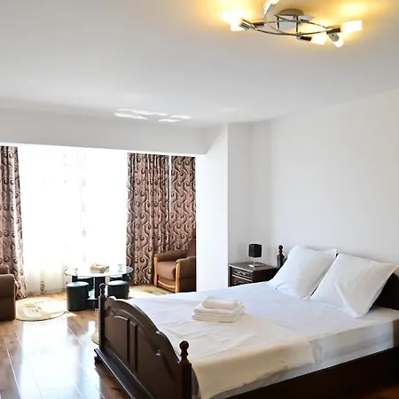 Apartment Vacation With Free Parking *